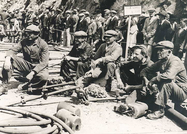 During the quarry's working life, the spring water was a constant problem. Pumps were used to prevent the quarry from flooding. This photograph is from the 1920's.